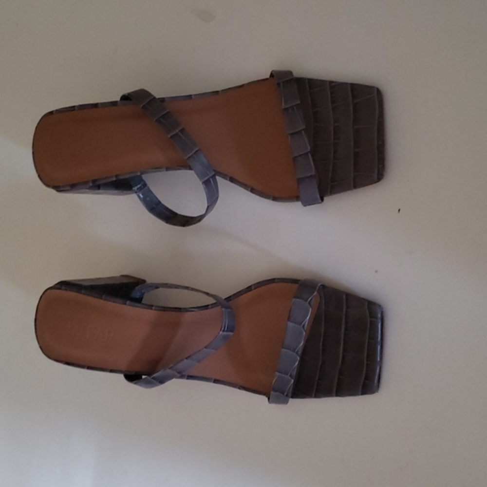 BY FAR TANYA GRAY CROCO EMBOSSED LEATHER SLIM STRAPS SANDAL SIZE 7 NEW